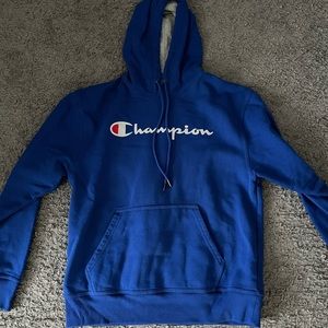 Blue champion sweatshirt Size: medium